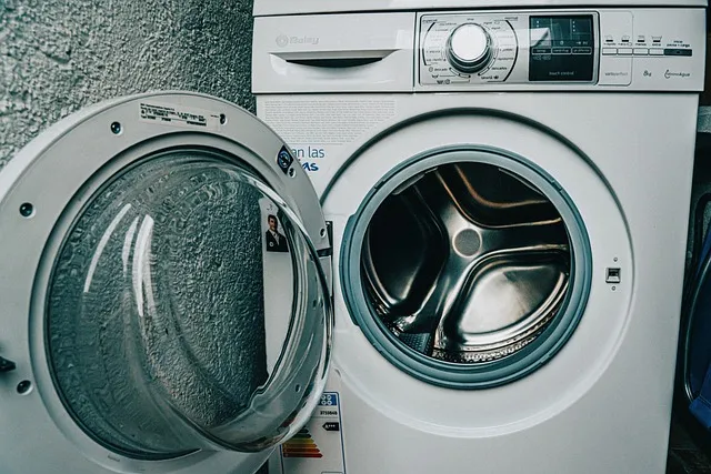 How to Clean a Washing Machine – An Easy Step by Step Guide